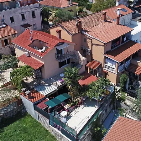 Apartmani Kovac Funtana Exterior photo